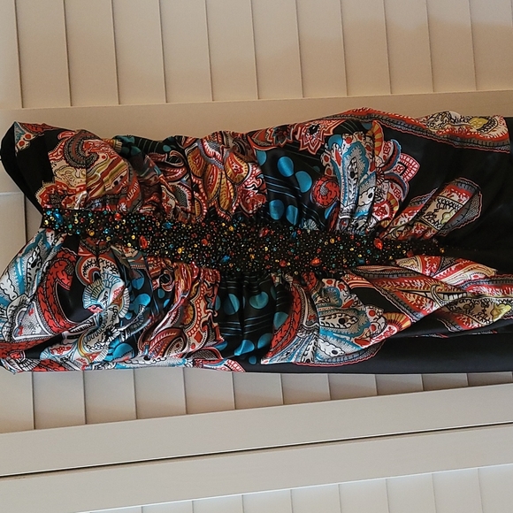 Tiffany Strapless Paisley Gown - Picture 2 of 4